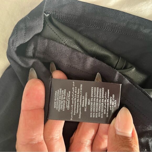 NWT. Bebe T-Shirt Dress - Picture 8 of 8